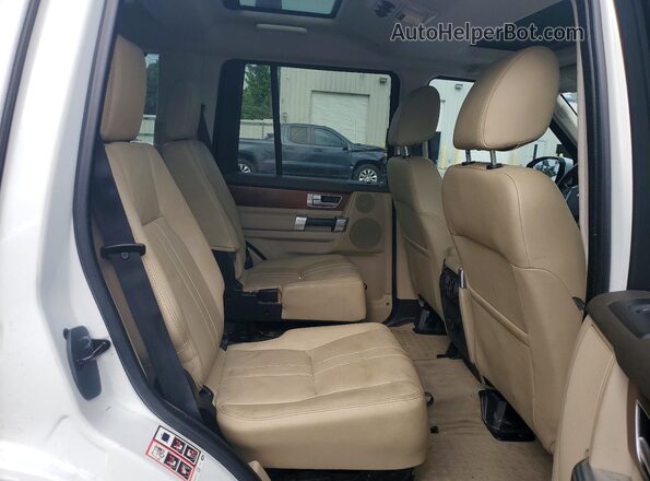 SALAC2V69GA820126 2016 LAND ROVER LR4 White Vista interior trasera