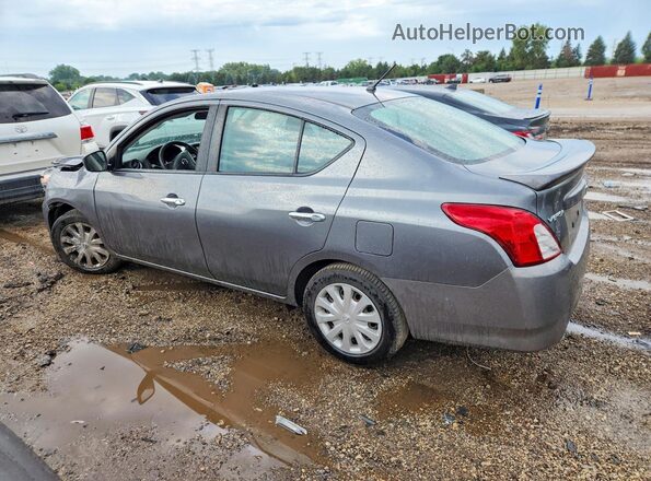 3N1CN7AP7JL814110 2018 NISSAN VERSA Gray Trasero derecho