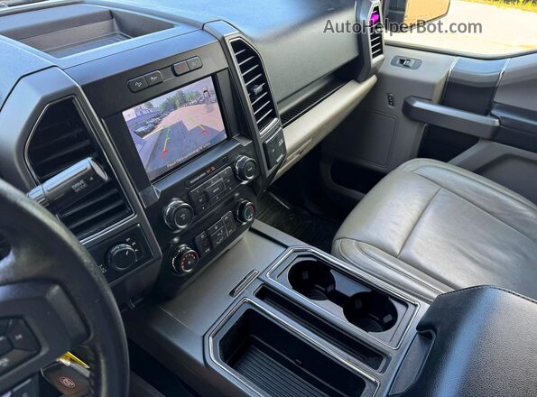 1FTEX1EP9LKE17445 2020 FORD F150 Black უკანა სალონის ხედი