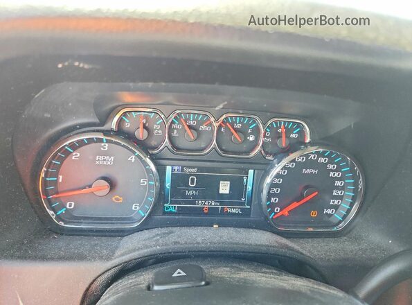1GKS2GKC5JR335310 2018 GMC YUKON Black Հետևի նստատեղերի տեսք