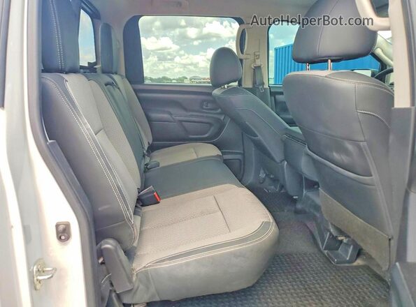 1N6AA1FA0MN518719 2021 NISSAN TITAN White Rear interior view