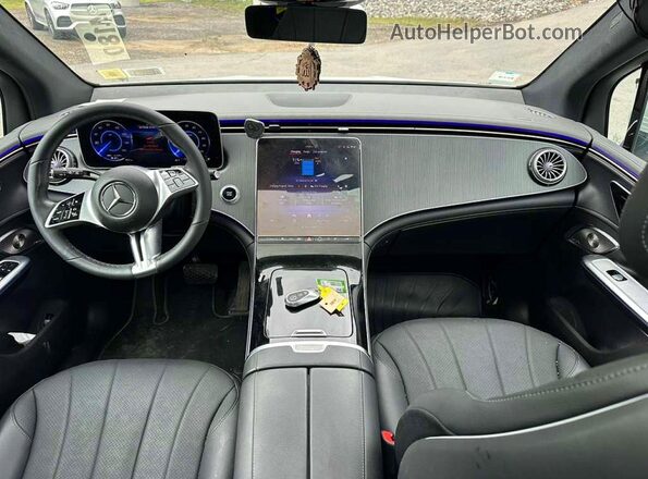 4JGGM1CB9PA021418 2023 MERCEDES-BENZ EQE White Widok wnętrza z przodu