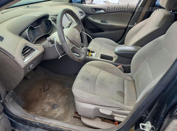 1G1BE5SM8H7184932 2017 CHEVROLET CRUZE Gray Dashboard view