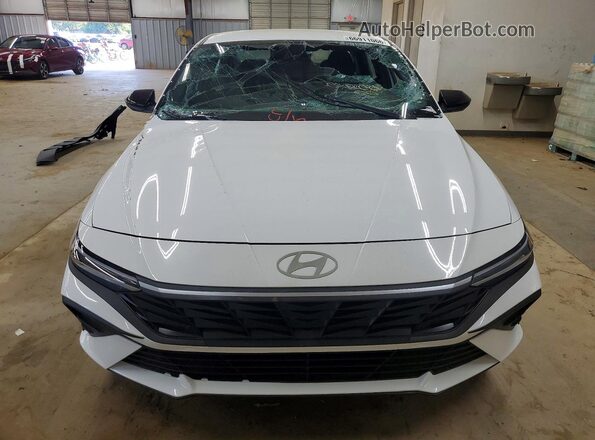 KMHLM4DG3TU258814 2026 HYUNDAI ELANTRA White უკანა ხედი