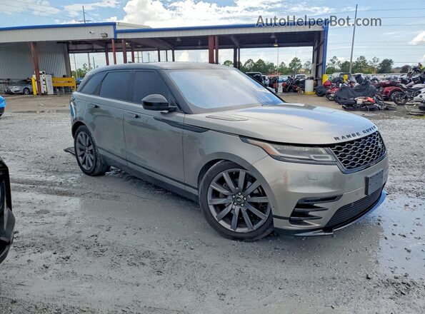 SALYL2RV3JA745897 2018 LAND ROVER RANGE Silver Front view