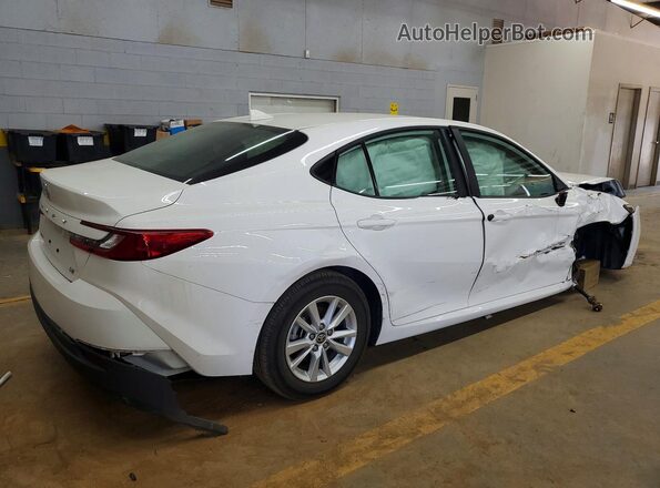 4T1DAACK7SU139325 2025 TOYOTA CAMRY Белый Передняя правая четверть