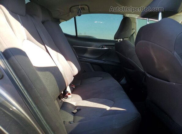 4T1R11AK7NU705061 2022 TOYOTA CAMRY Gray უკანა სალონის ხედი