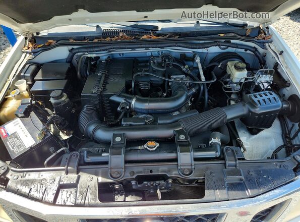 1N6BD0CT2GN902467 2016 NISSAN FRONTIER White ძრავის განყოფილების ხედი