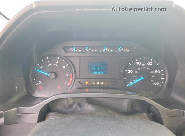 1FTBF2A67HEB14615 2017 FORD F250 White უკანა სავარძლების ხედი