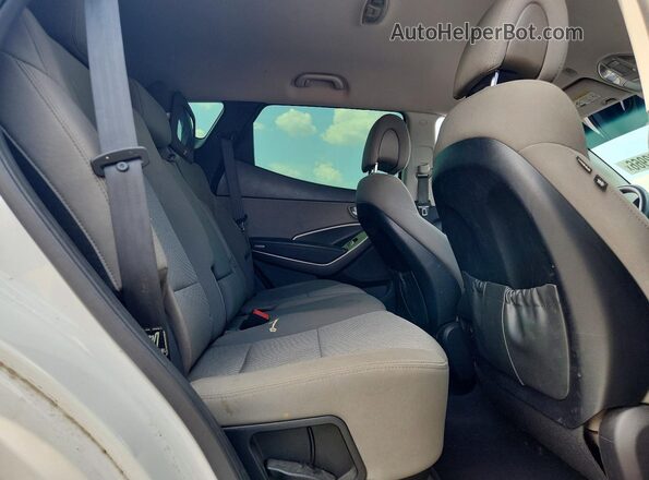 5XYZTDLB1GG314358 2016 HYUNDAI SANTA White Widok komory silnika