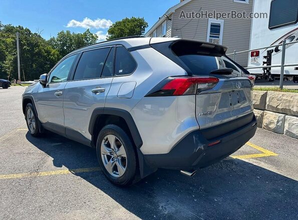 4T3RWRFV2SU201815 2025 TOYOTA RAV4 Silver Rear right