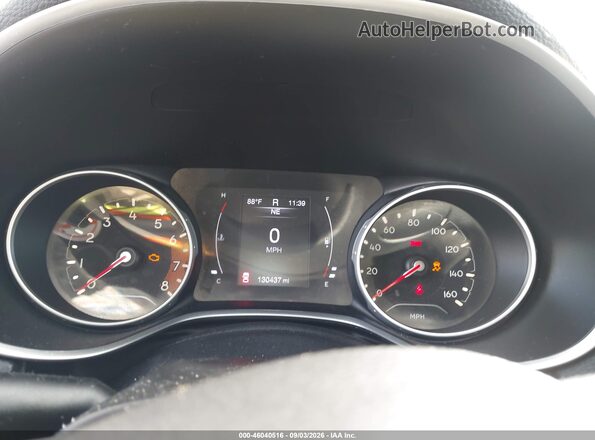 3C4NJCAB1HT690702 2017 JEEP NEW COMPASS Orange Vista de los asientos traseros