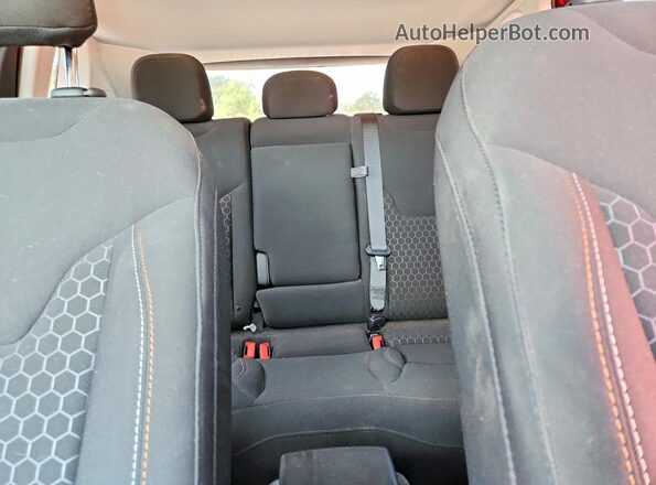3C4NJCAB2LT247855 2020 JEEP COMPASS Red Rear seats view