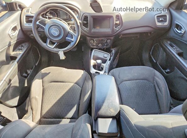 3C4NJCAB3KT646546 2019 JEEP COMPASS White Vista del salpicadero
