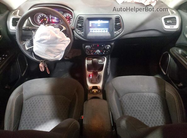 3C4NJCAB5KT685851 2019 JEEP COMPASS Оранжевый Вид панели приборов