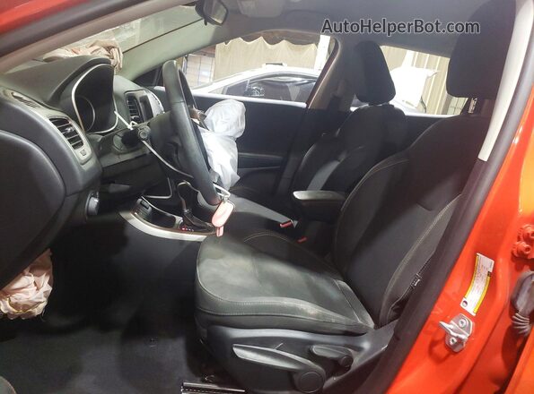 3C4NJCAB5KT685851 2019 JEEP COMPASS Оранжевый Вид салона спереди