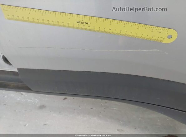 3C4NJCAB9JT405606 2018 JEEP COMPASS Серебряный Вид спереди