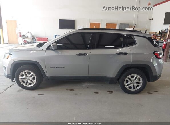 3C4NJCAB9JT405606 2018 JEEP COMPASS Серебряный 