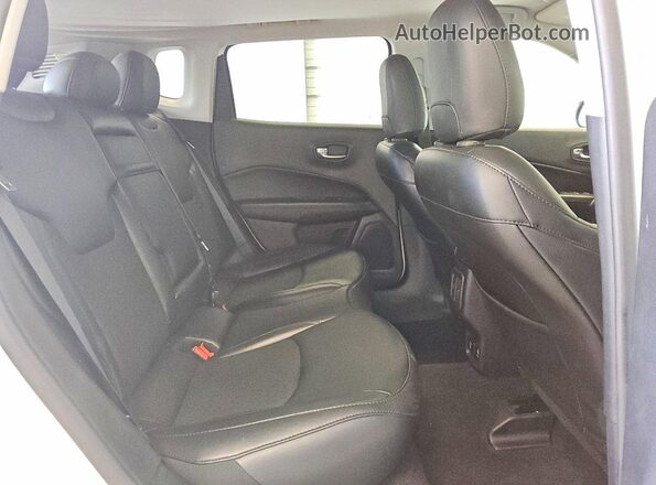 3C4NJCBB6KT802576 2019 JEEP COMPASS White Вид задніх сидінь