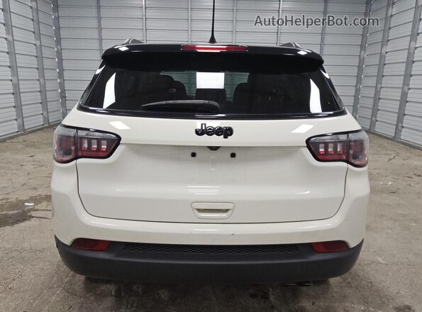 3C4NJCBB6KT802576 2019 JEEP COMPASS White 