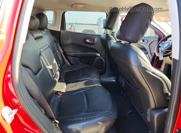 3C4NJCCB3KT637892 2019 JEEP COMPASS Red Вид задніх сидінь