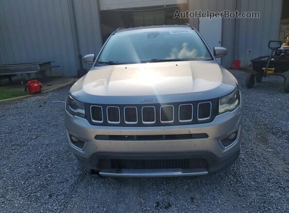 3C4NJCCB9JT406736 2018 JEEP COMPASS Gray Вид спереду