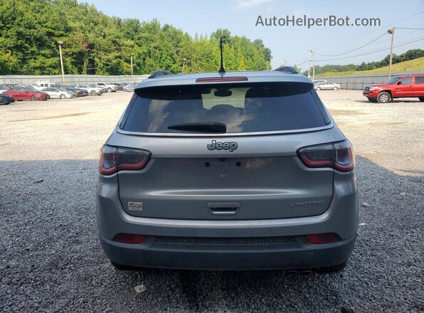 3C4NJCCB9JT406736 2018 JEEP COMPASS Gray Вид ззаду