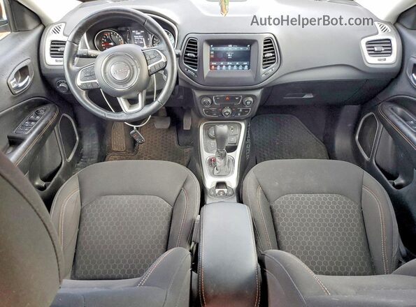 3C4NJDAB3MT561182 2021 JEEP COMPASS Red Dashboard view