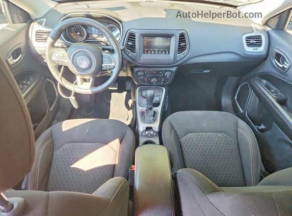 3C4NJDAB9LT210159 2020 JEEP COMPASS Black წინა პანელის ხედი