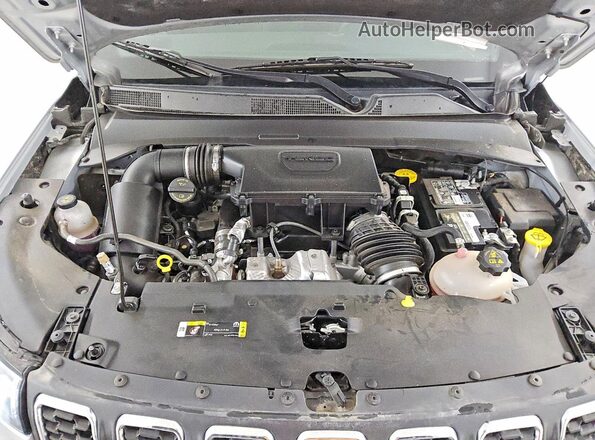 3C4NJDAN5RT164106 2024 JEEP COMPASS Silver Engine compartment view
