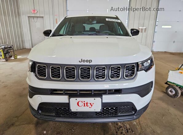 3C4NJDAN9RT135594 2024 JEEP COMPASS White Դիմացի տեսք