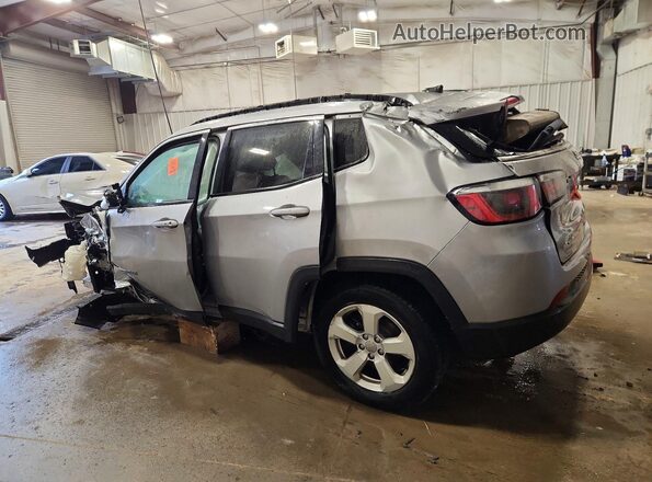 3C4NJDBB0JT239707 2018 JEEP COMPASS Silver Tył lewy
