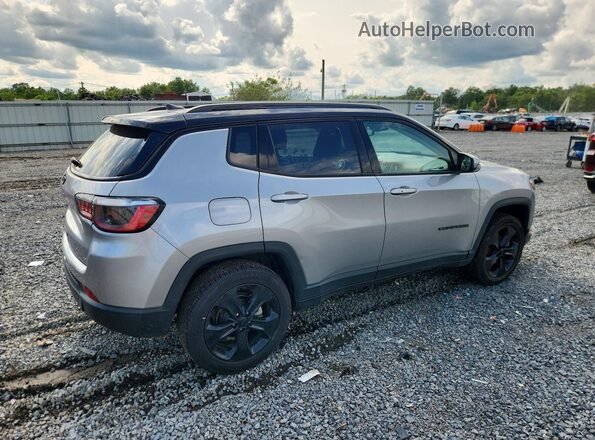 3C4NJDBB0MT592811 2021 JEEP COMPASS Серебряный Задняя правая четверть