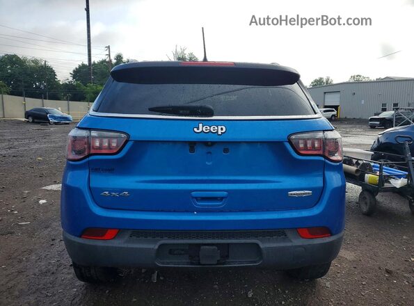 3C4NJDBB3JT252953 2018 JEEP COMPASS Blue Rear view