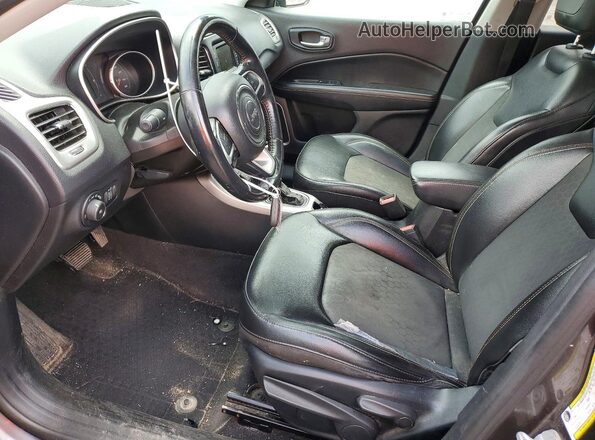 3C4NJDBB3JT303044 2018 JEEP COMPASS Gray Вид салону спереду