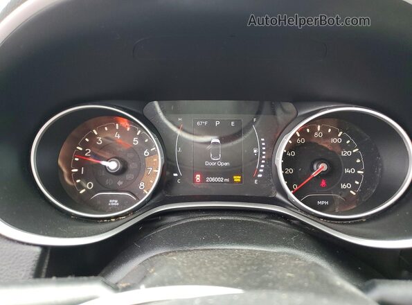 3C4NJDBB3JT303044 2018 JEEP COMPASS Gray Вид щитка приладів