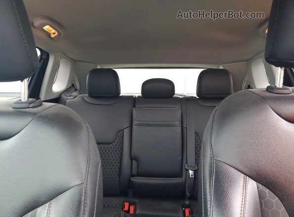 3C4NJDBB3KT728944 2019 JEEP COMPASS Gray Rear seats view