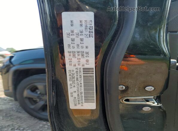 3C4NJDBB6JT261615 2018 JEEP COMPASS Black VIN sticker view