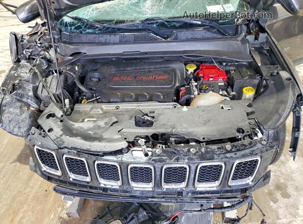 3C4NJDBB7LT229551 2020 JEEP COMPASS Gray Widok komory silnika
