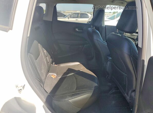 3C4NJDBB8LT242731 2020 JEEP COMPASS White Vista de los asientos traseros