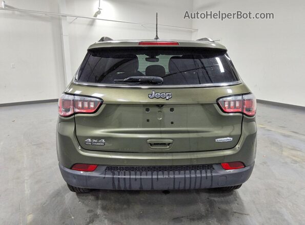 3C4NJDBBXHT672140 2017 JEEP COMPASS Green Vista trasera