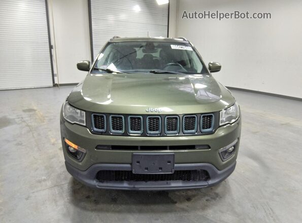3C4NJDBBXHT672140 2017 JEEP COMPASS Green Vista frontal