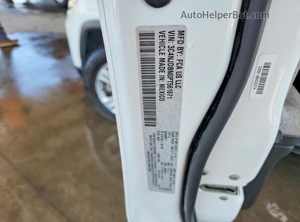 3C4NJDBN0PT561671 2023 JEEP COMPASS White Շարժիչի բաժամունքի տեսք