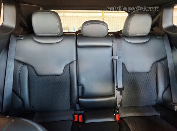 3C4NJDBN0ST544524 2025 JEEP COMPASS Белый Вид задних сидений