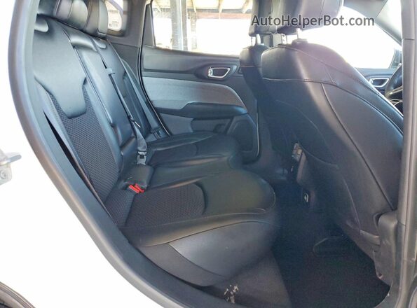 3C4NJDBN2ST549031 2025 JEEP COMPASS White Rear seats view