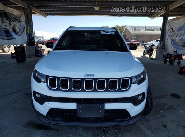 3C4NJDBN2ST549031 2025 JEEP COMPASS White 360 interior view