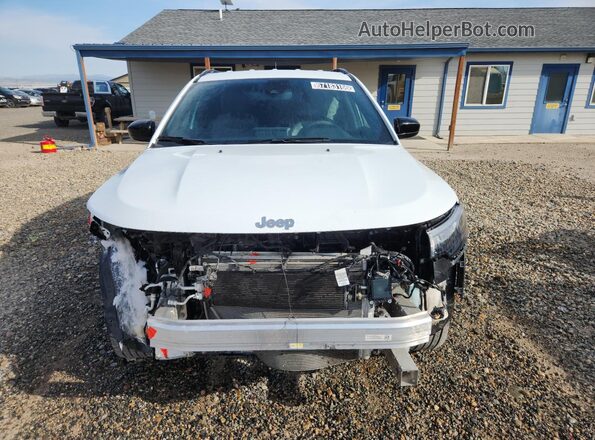 3C4NJDBN4ST605924 2025 JEEP COMPASS White Widok wnętrza 360 stopni