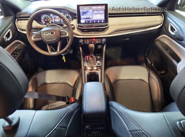 3C4NJDBN8PT553852 2023 JEEP COMPASS Black Вид панелі приладів