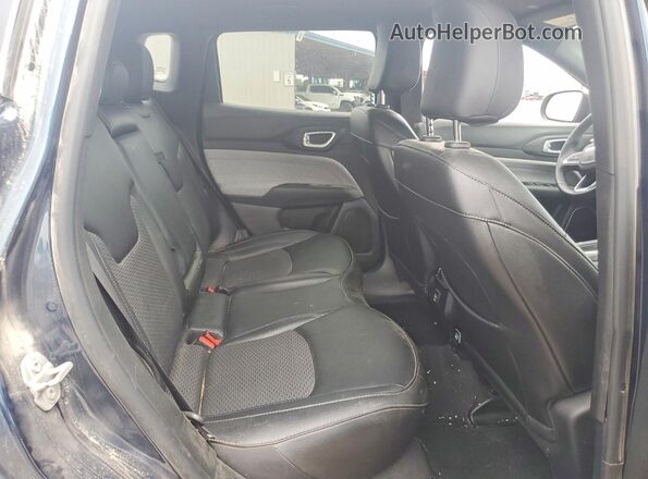 3C4NJDBN9RT163703 2024 JEEP COMPASS Blue Rear interior view