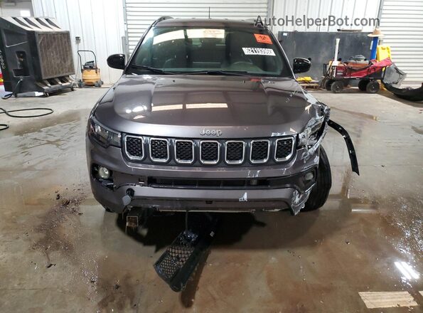 3C4NJDBNXRT584409 2024 JEEP COMPASS Gray სალონის 360-გრადუსიანი ხედი